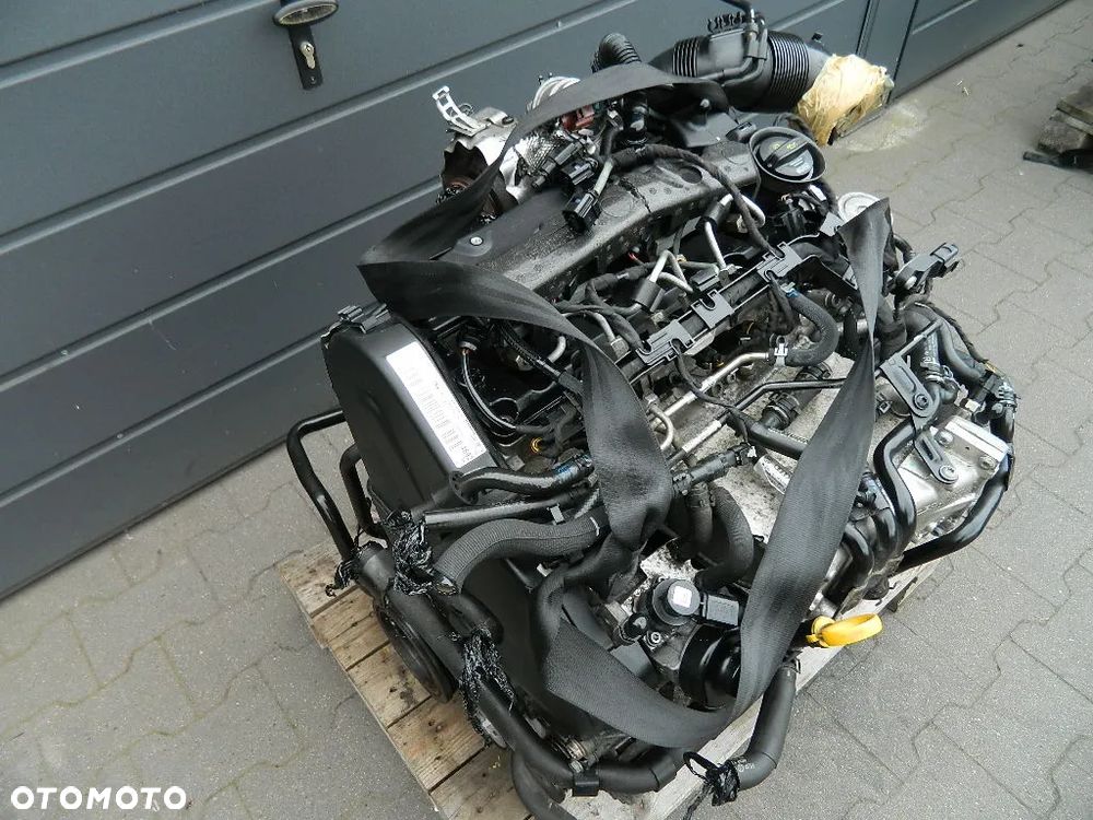 SILNIK KOMPLETNY 1.6 TDI CRK VW/AUDI/SEAT/SKODA - 3