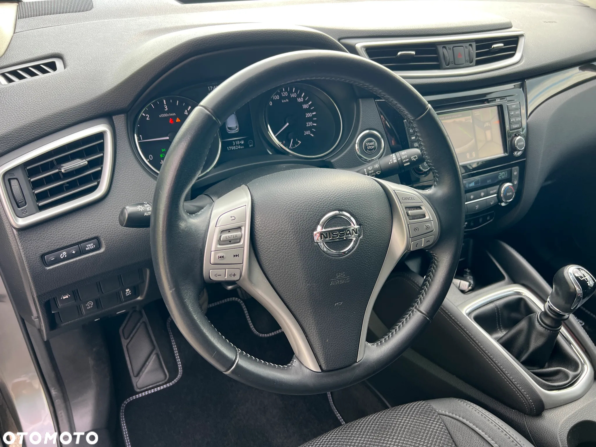 Nissan Qashqai 1.5 dCi Tekna - 18