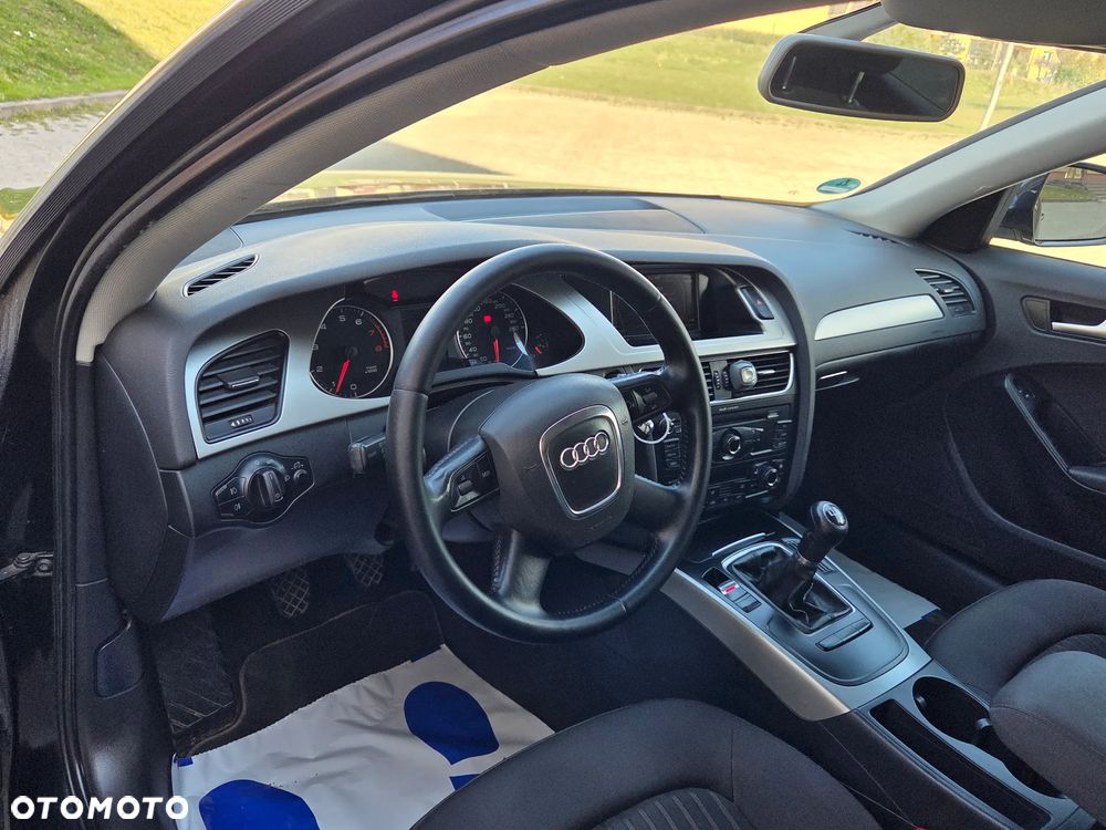 Audi A4 Avant 1.8 TFSI Attraction - 5
