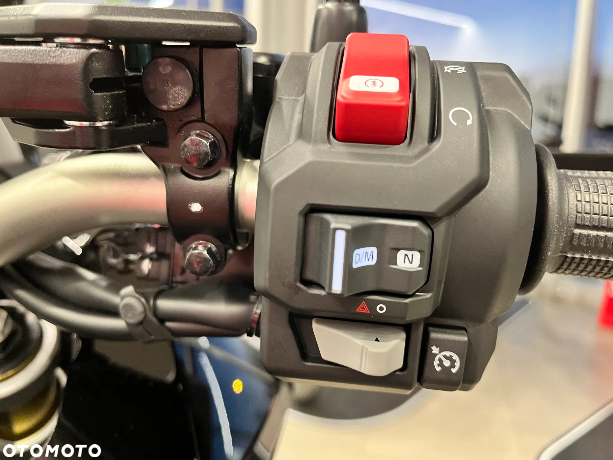 Honda X-ADV - 11