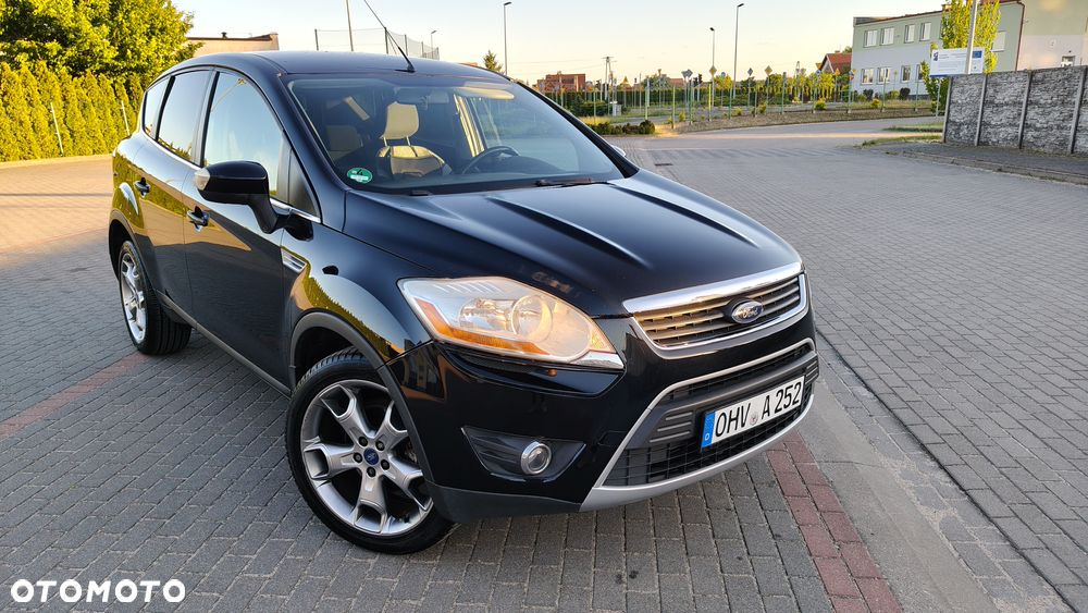 Ford Kuga 2.0 TDCi 2x4 Titanium - 16