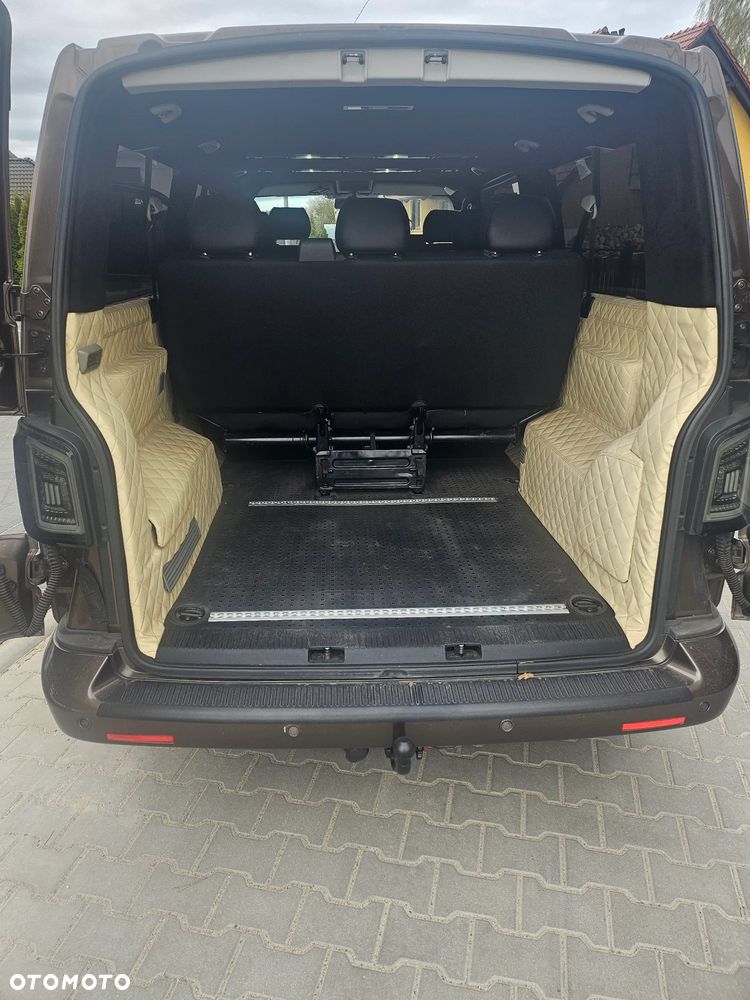 Volkswagen Caravelle - 15