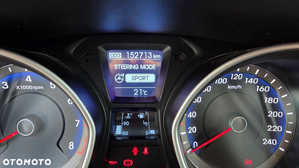 Hyundai i30 blue 1.6 GDI Trend - 24