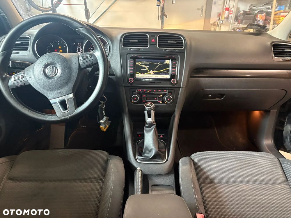 Volkswagen Golf 1.6 TDI Highline - 4