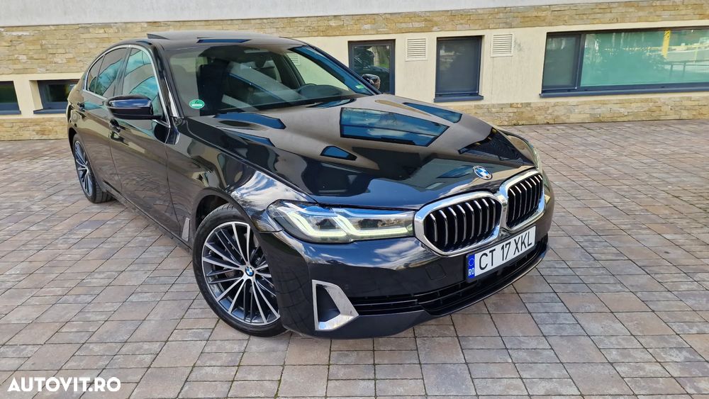 BMW Seria 5 530d xDrive Aut. Luxury Line - 4