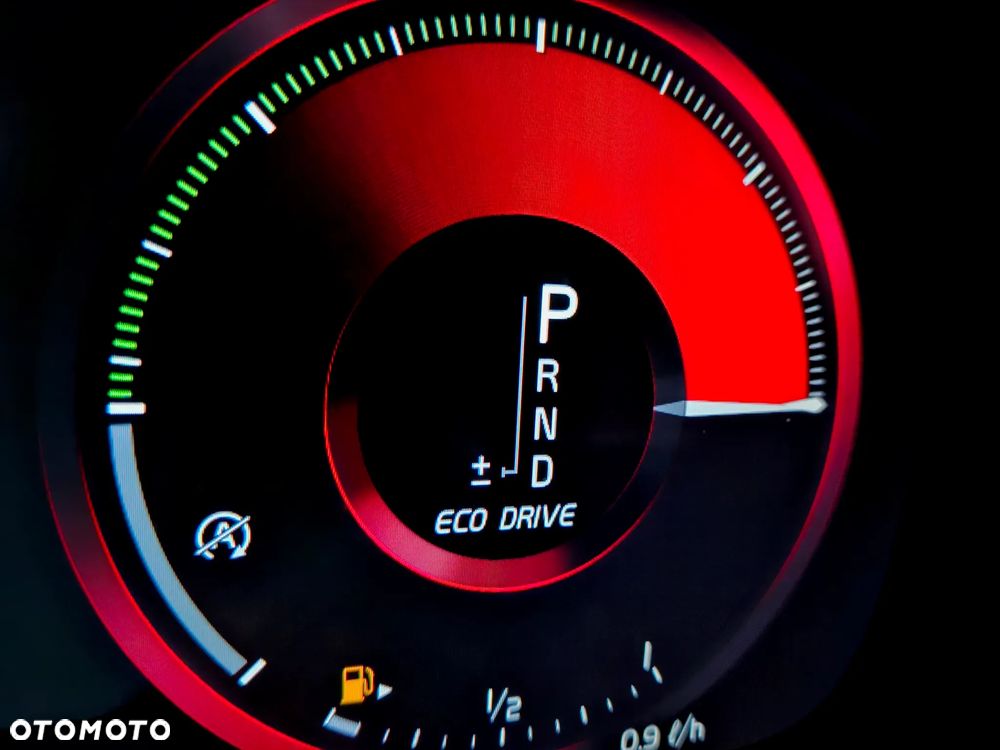 Volvo V60 T5 Geartronic Momentum Pro - 39