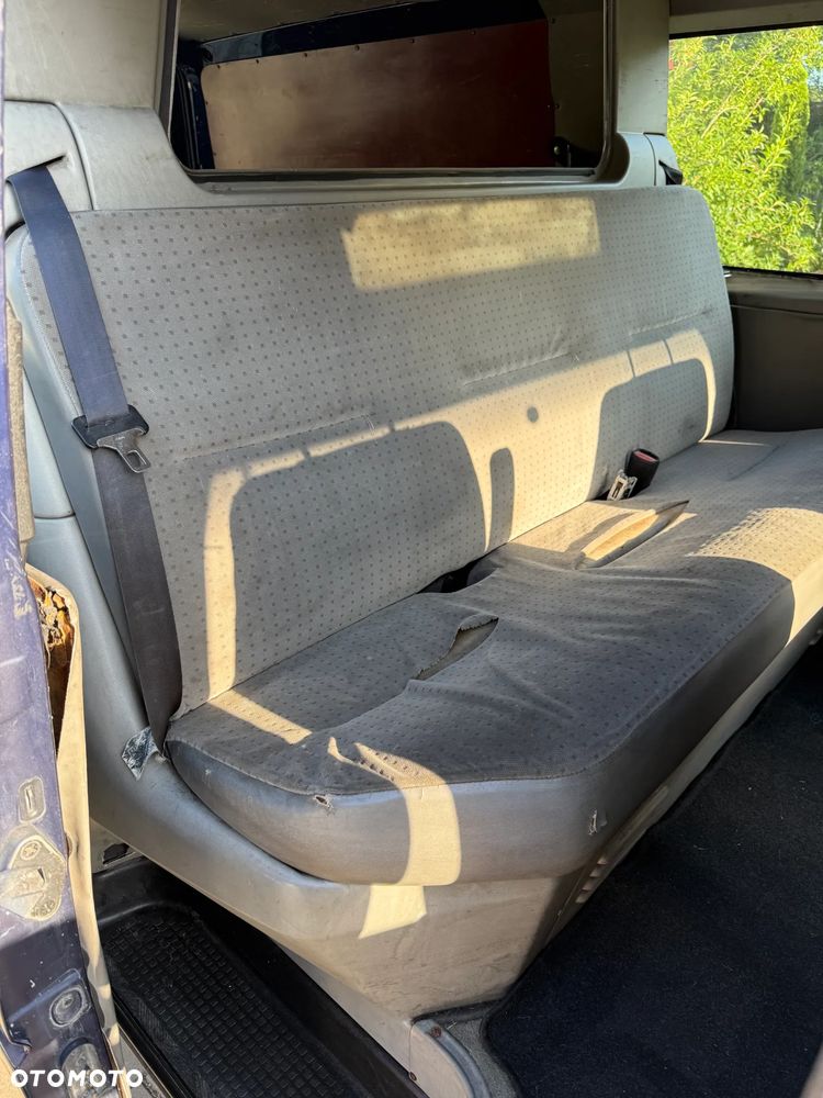 Volkswagen Transporter - 9