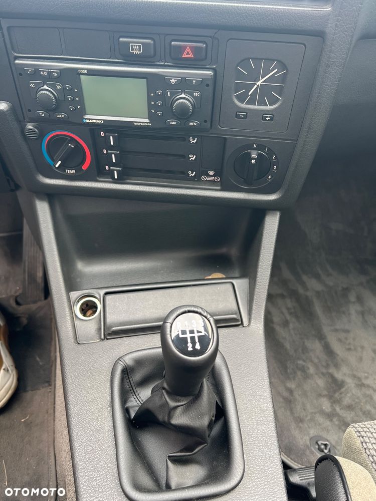 BMW Seria 3 316i - 18