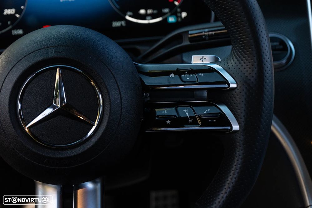 Mercedes-Benz C 300 e AMG Line - 30
