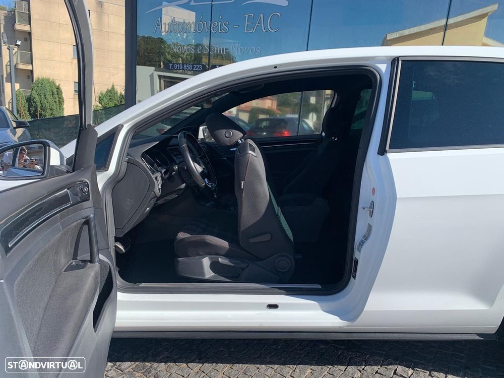 VW Golf 2.0 TSi GTi DSG Performance - 17
