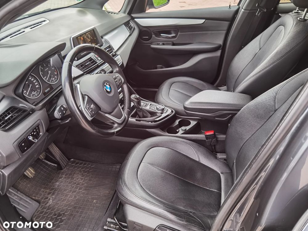 BMW Seria 2 218d Advantage - 15
