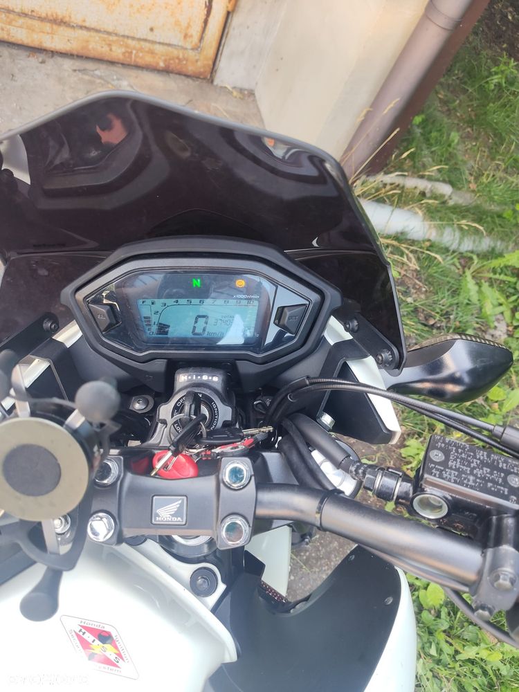 Honda CBF - 4