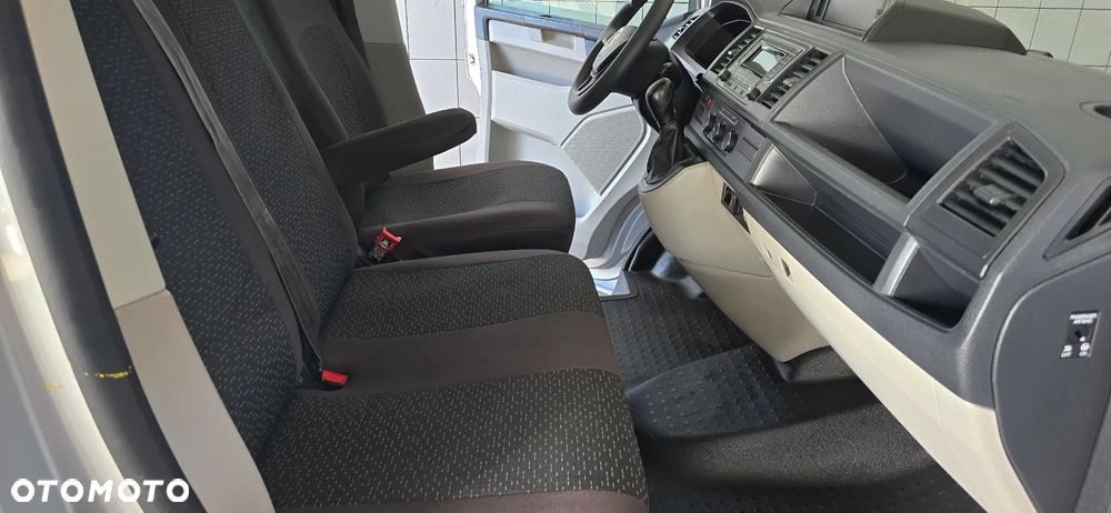 Volkswagen Transporter L2H1 Plus Comfortline DSG - 22