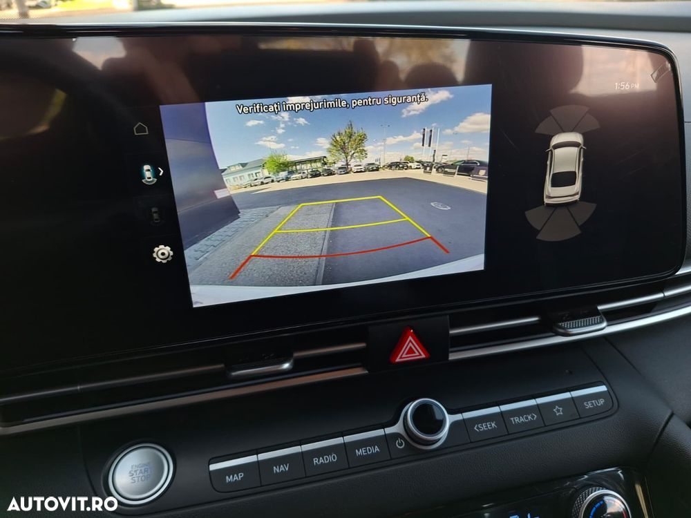 Hyundai Elantra - 17