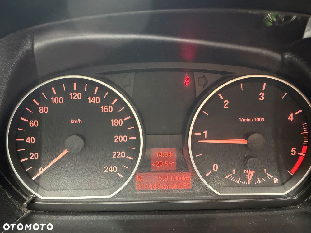 BMW Seria 1 - 11