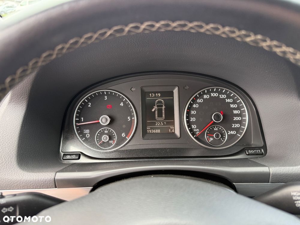 Volkswagen Touran 1.6 TDI DPF Highline - 14