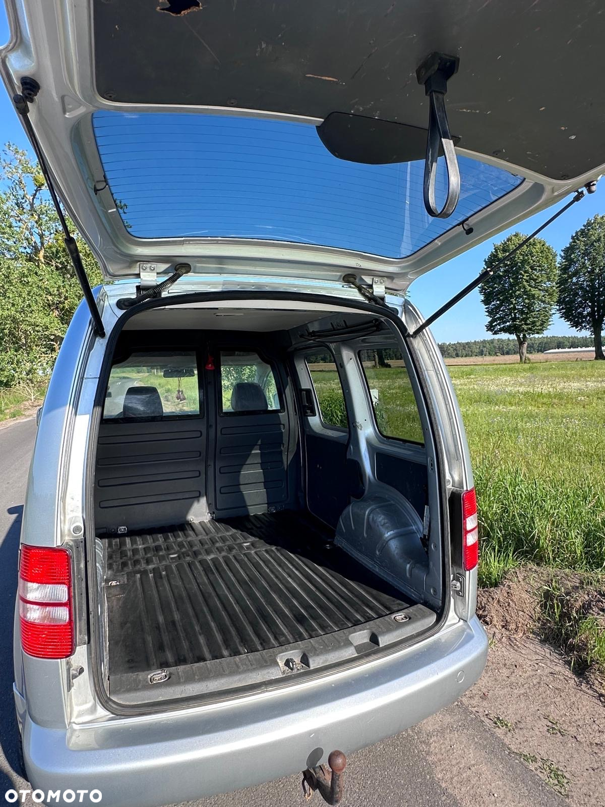 Volkswagen Caddy - 11