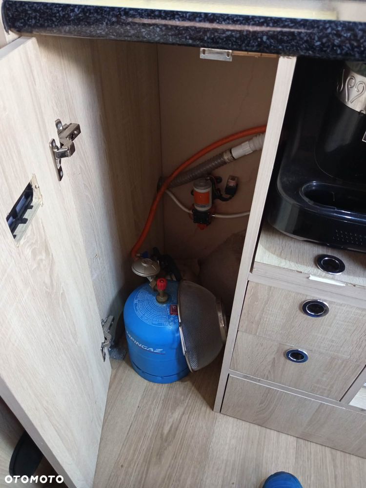 Mercedes-Benz sprinter - 14