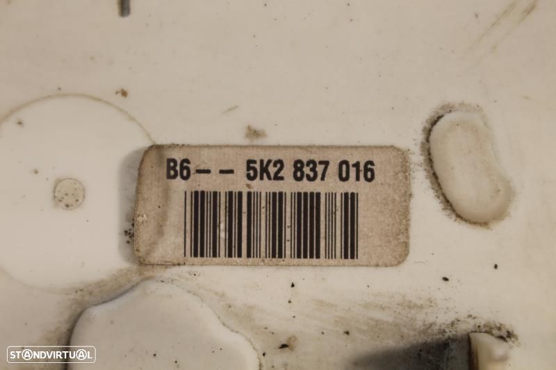 Fecho Da Porta Frente Direita Volkswagen Golf Vi (5K1)  5K2837016 / 5K - 7