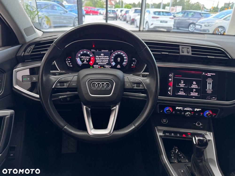 Audi Q3 Sportback - 15