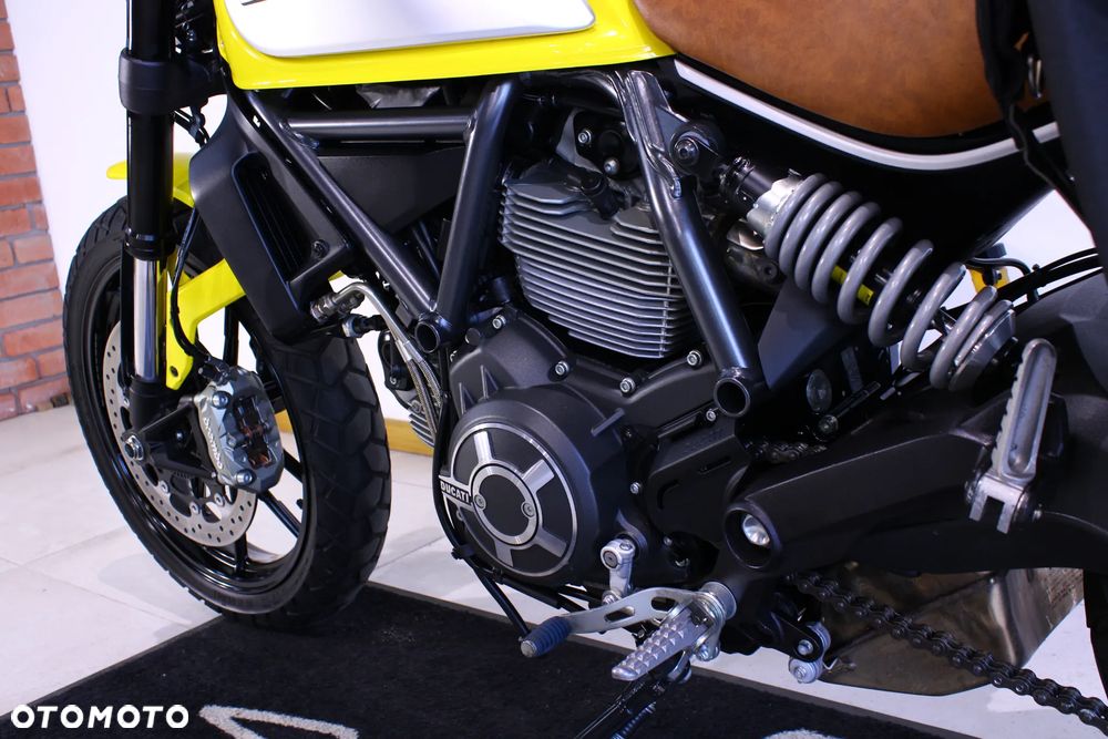 Ducati Scrambler - 25