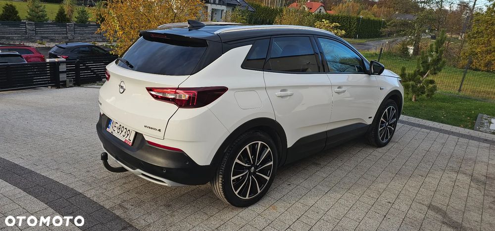 Opel Grandland X 1.6 T PHEV 4x4 Ultimate - 31