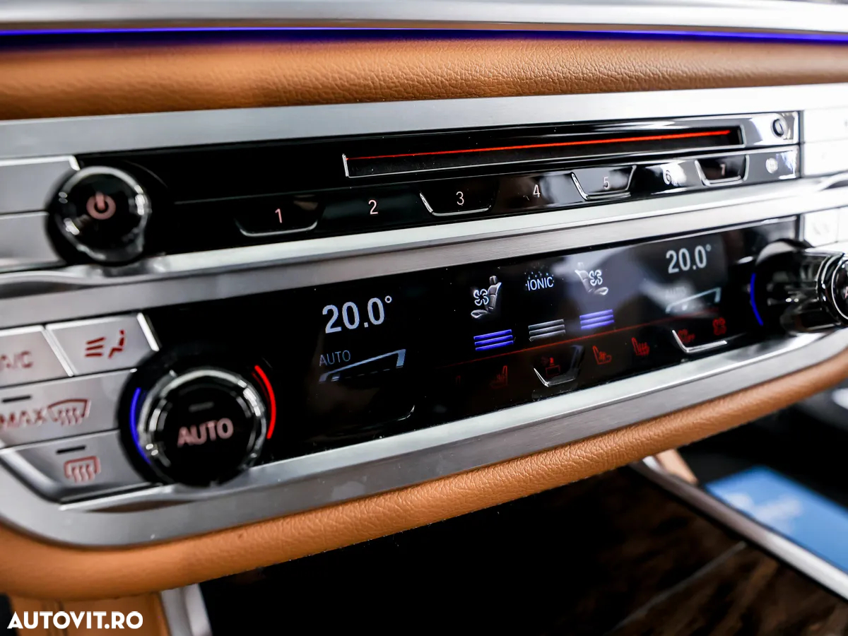 BMW Seria 7 750Li xDrive - 16