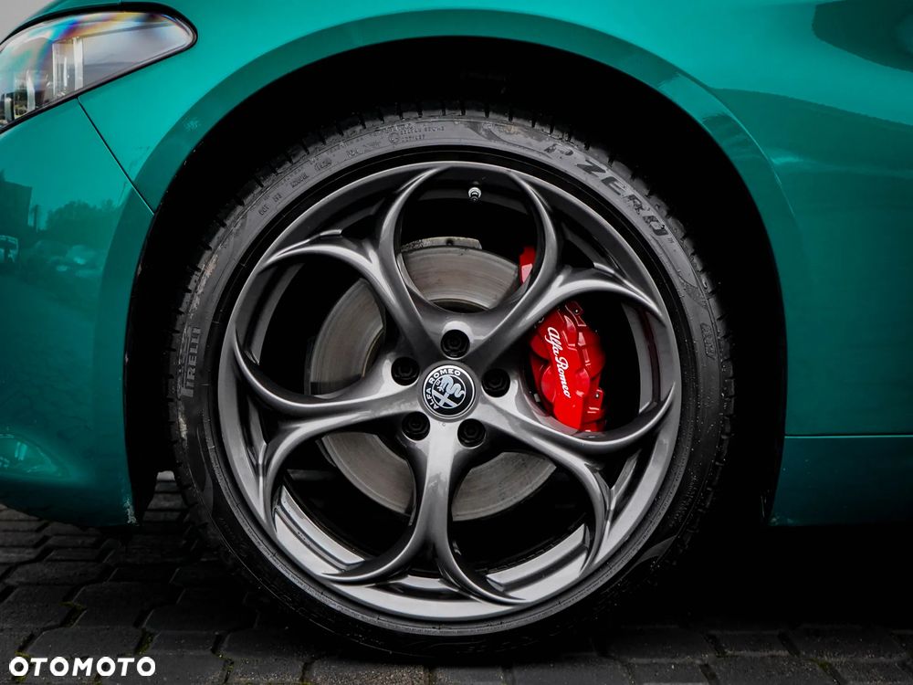 Alfa Romeo Giulia 2.0 Turbo Tributo Italiano Q4 - 10