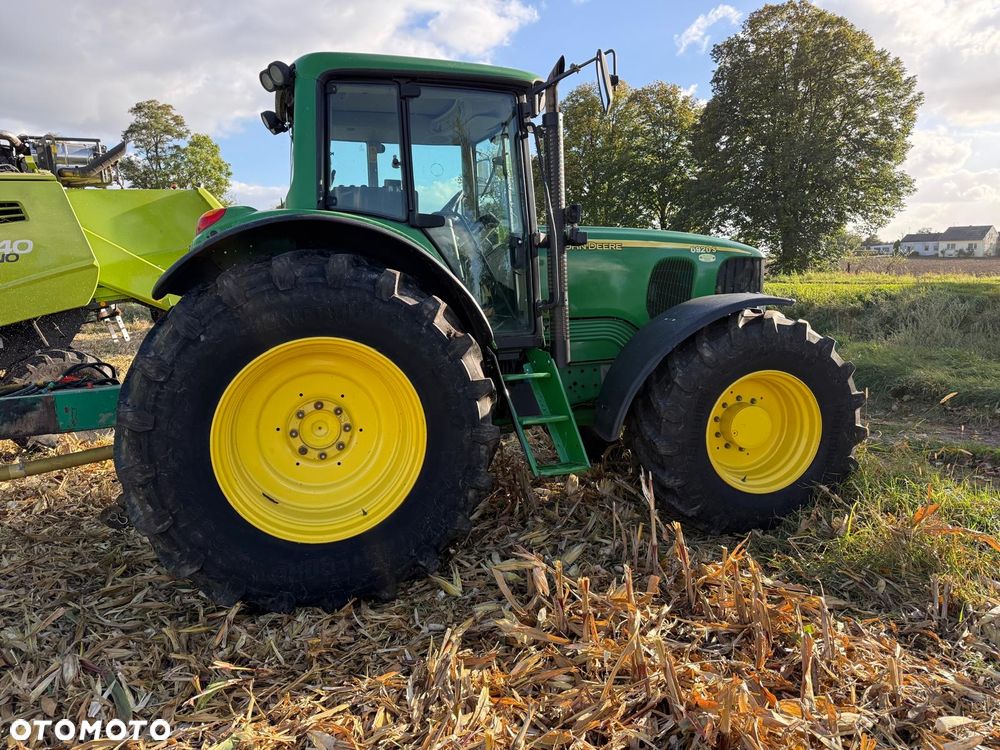 John Deere 6920s - 25