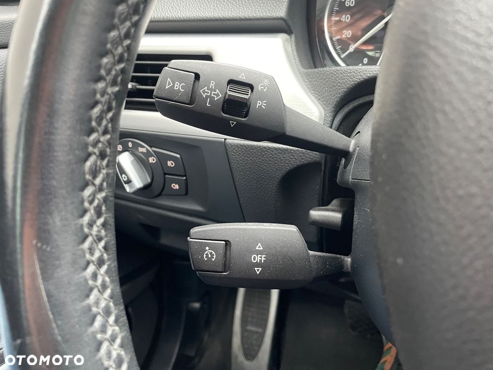 BMW Seria 3 - 30