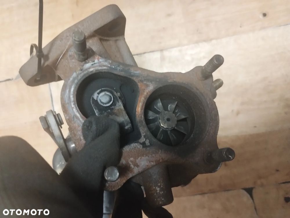 TOYOTA AVENSIS T22 97-03 r. 2,0 D4D 110KM turbosprężarka TURBO turbina 17201-27010 * - 5