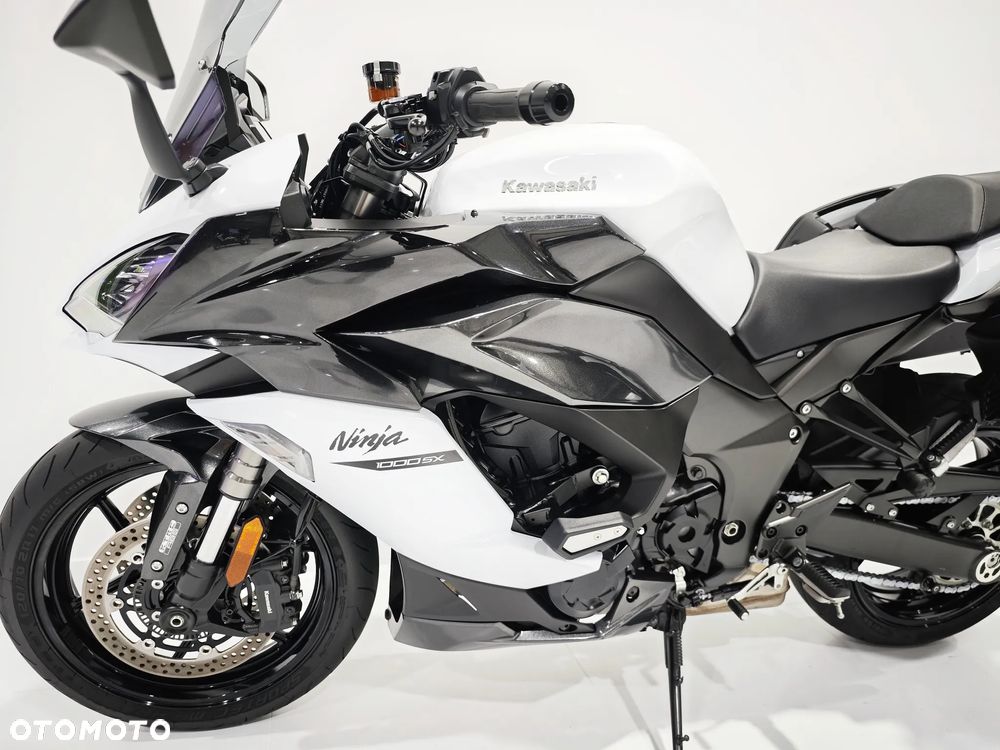 Kawasaki Ninja 1000 SX - 21