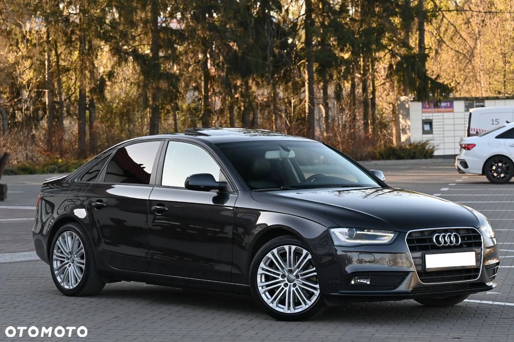 Audi A4 Limousine 1.8 TFSI S line Sportpaket - 10