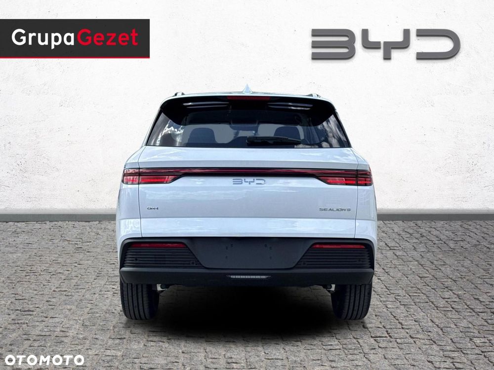 BYD Sealion 5 - 4