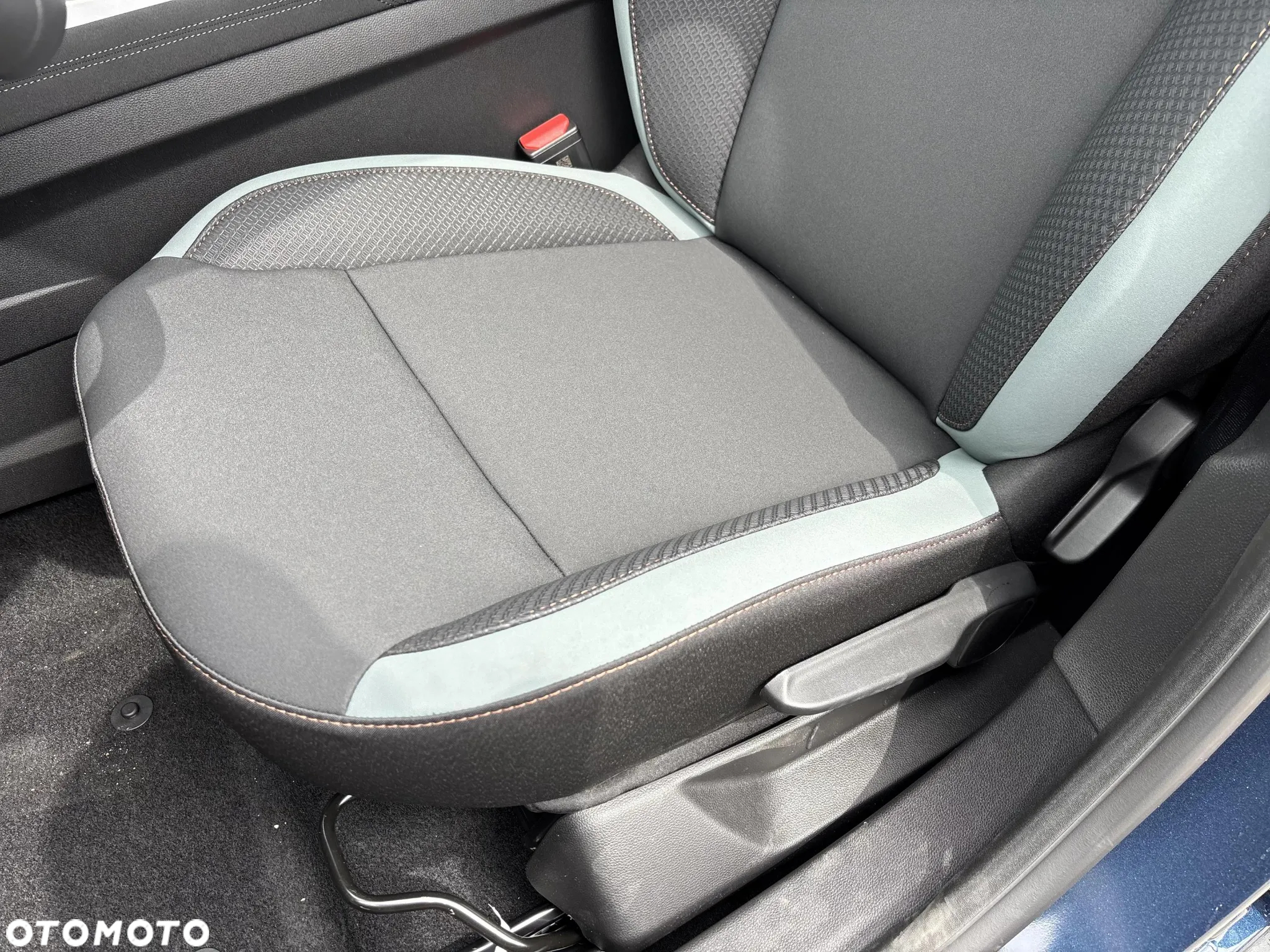 Dacia Bigster 1.8 Full Hybrid 155 Extreme MMT - 12