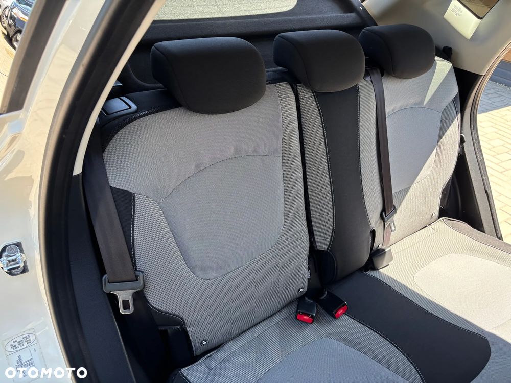 Renault Captur - 24