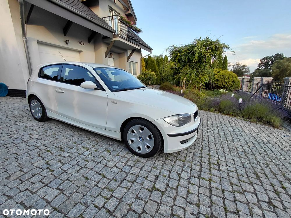 BMW Seria 1 116i - 4