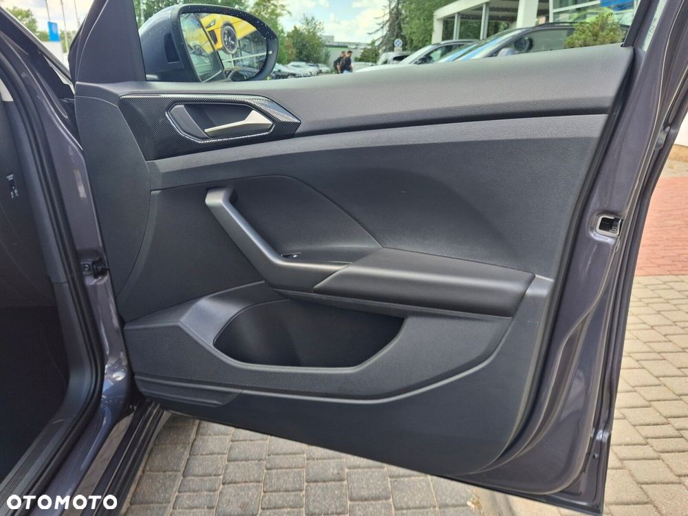 Volkswagen T-Cross - 19