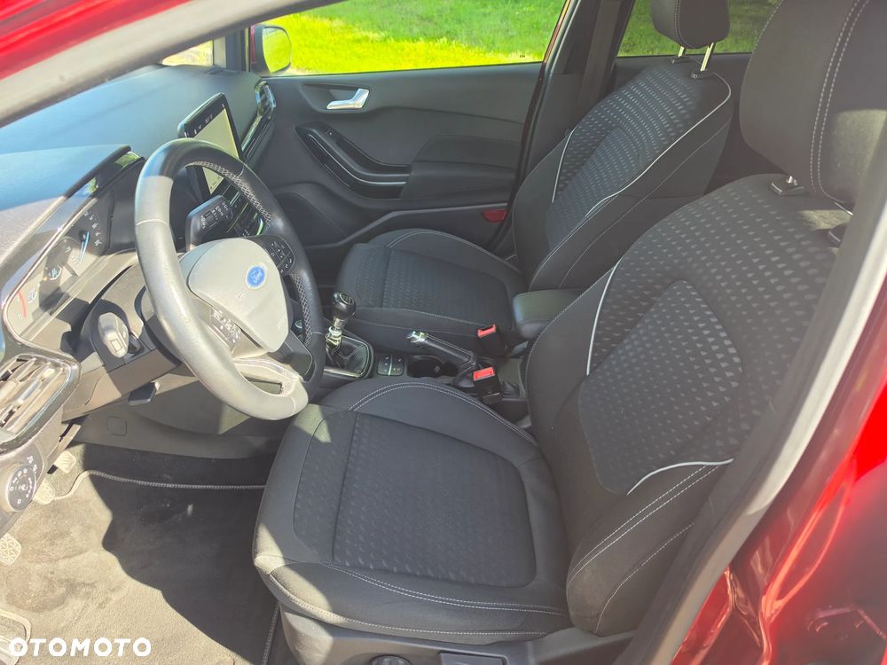 Ford Fiesta 1.0 EcoBoost S&S TITANIUM - 17