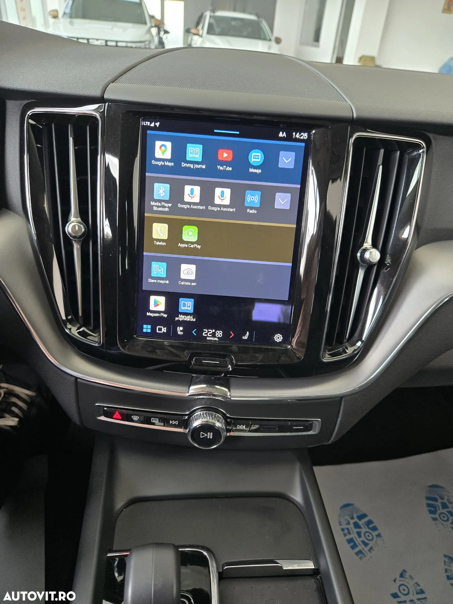 Volvo XC 60 Recharge T6 AWD AT Core - 21