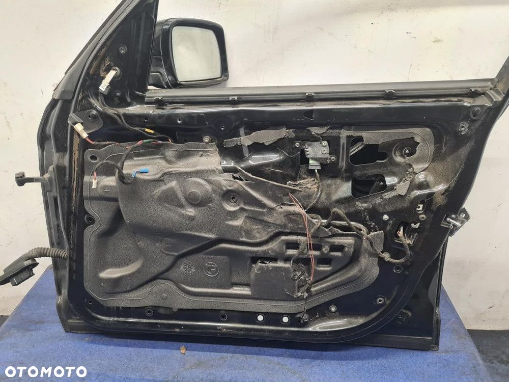BMW X3 E83 LIFT DRZWI PRZÓD PRAWE - 11