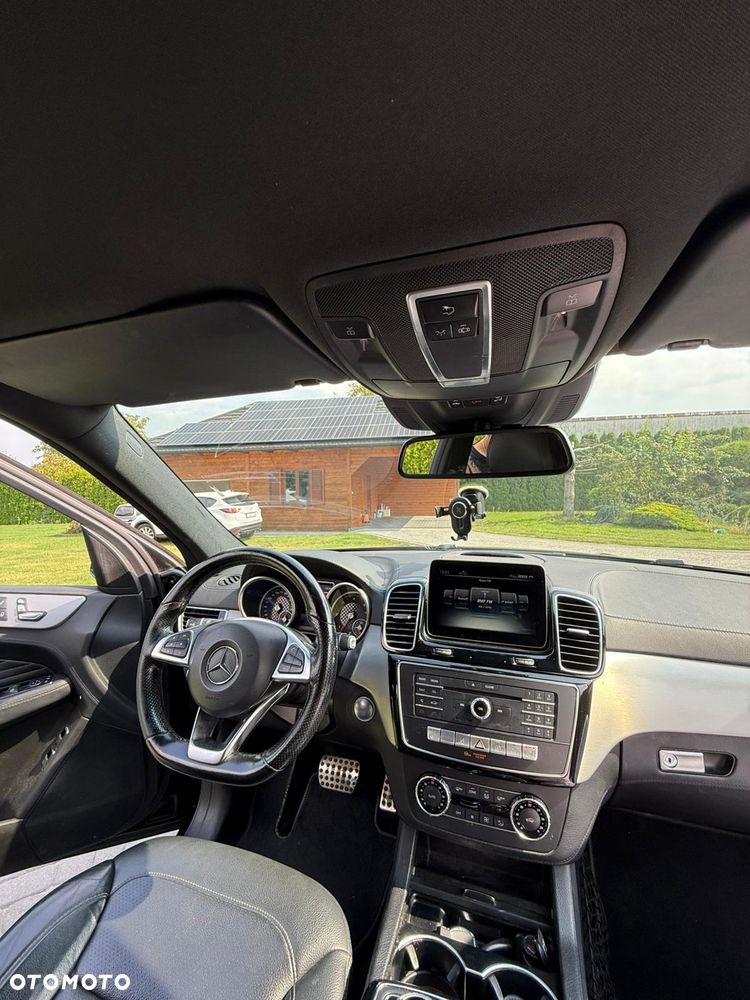 Mercedes-Benz GLE 350 d 4Matic 9G-TRONIC AMG Line - 8