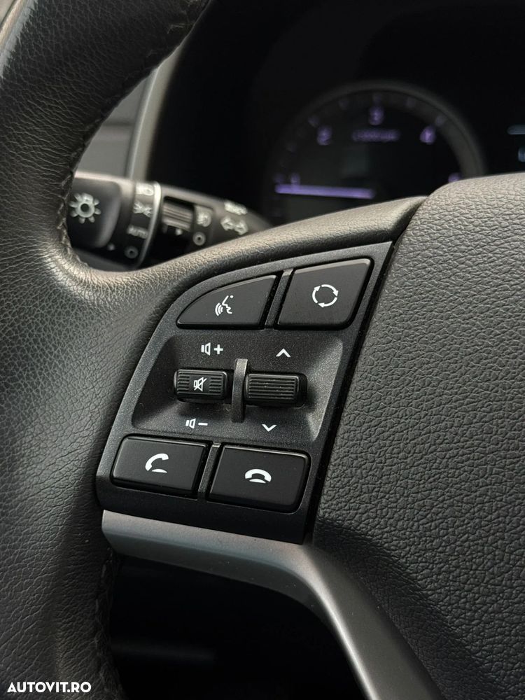 Hyundai Tucson - 38