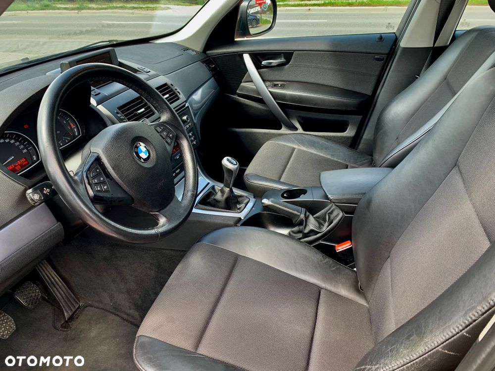 BMW X3 xDrive20i Edition Exclusive - 12