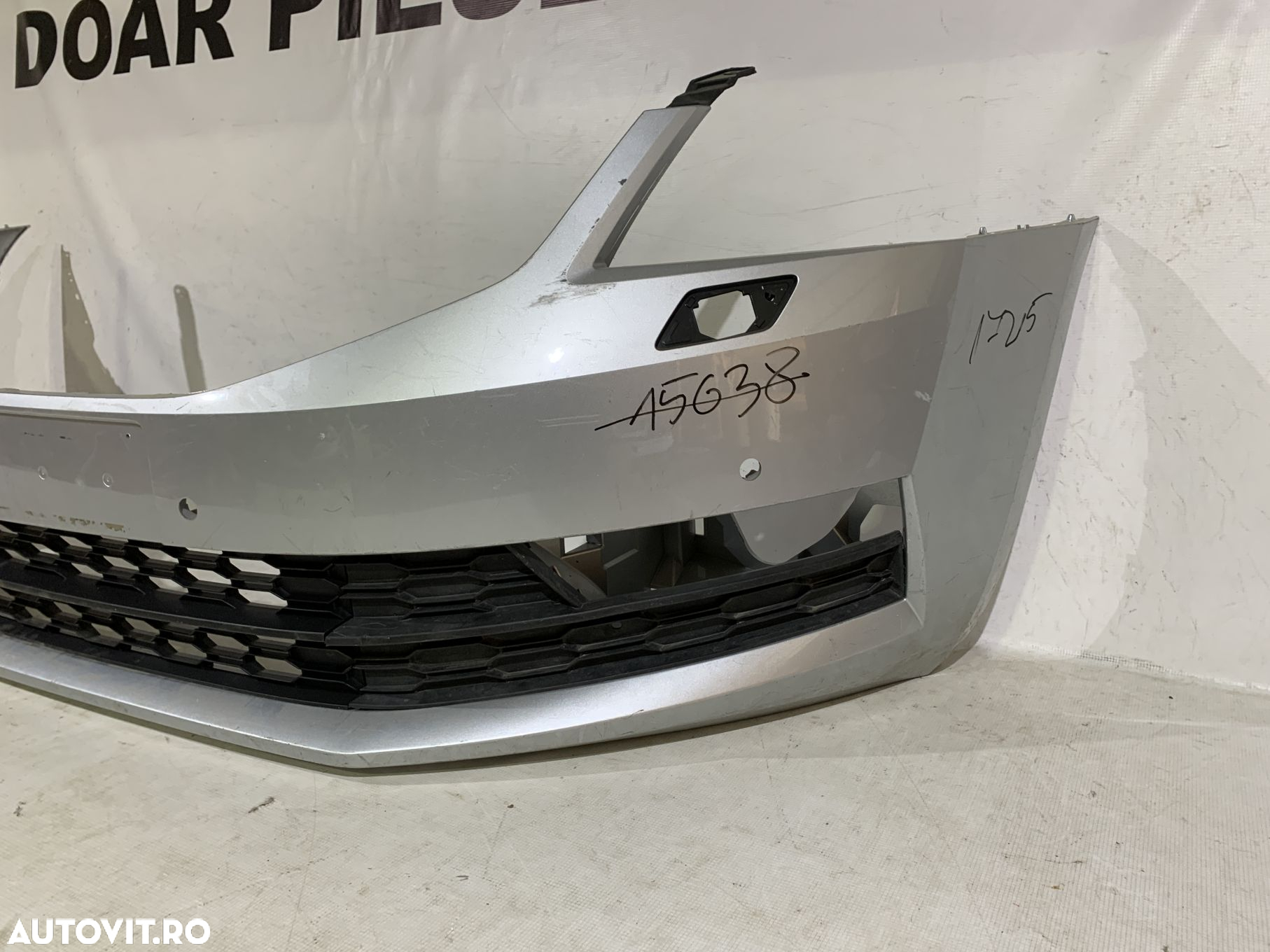 Bara fata Skoda Octavia 3 facelift, 2017, 2018, 2019, 2020, 5E0807221N. - 2
