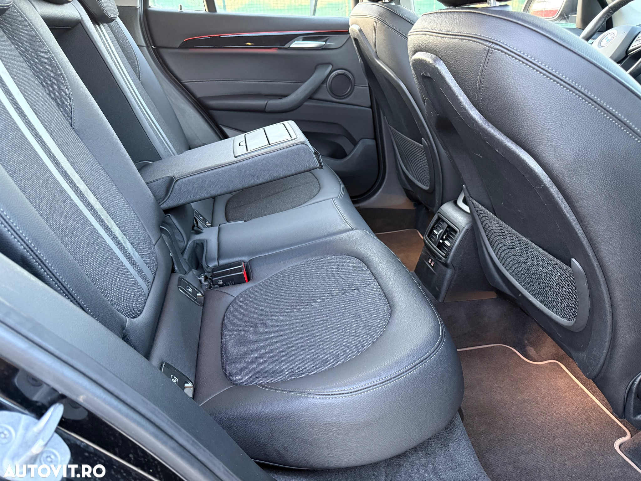 BMW X1 xDrive20d AT - 16