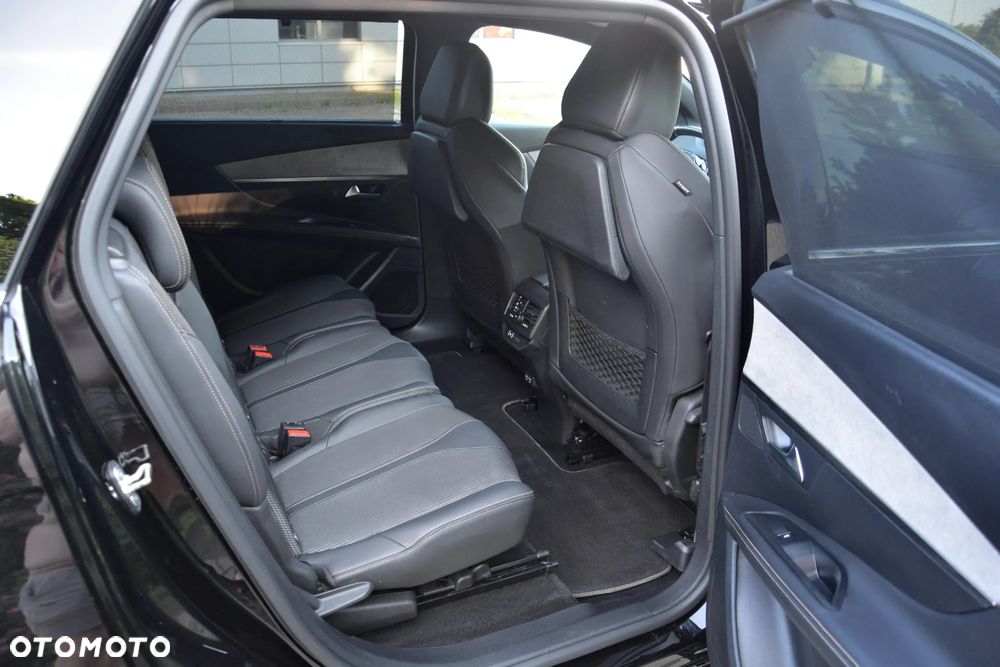 Peugeot 5008 1.6 PureTech GT Pack S&S EAT8 - 26