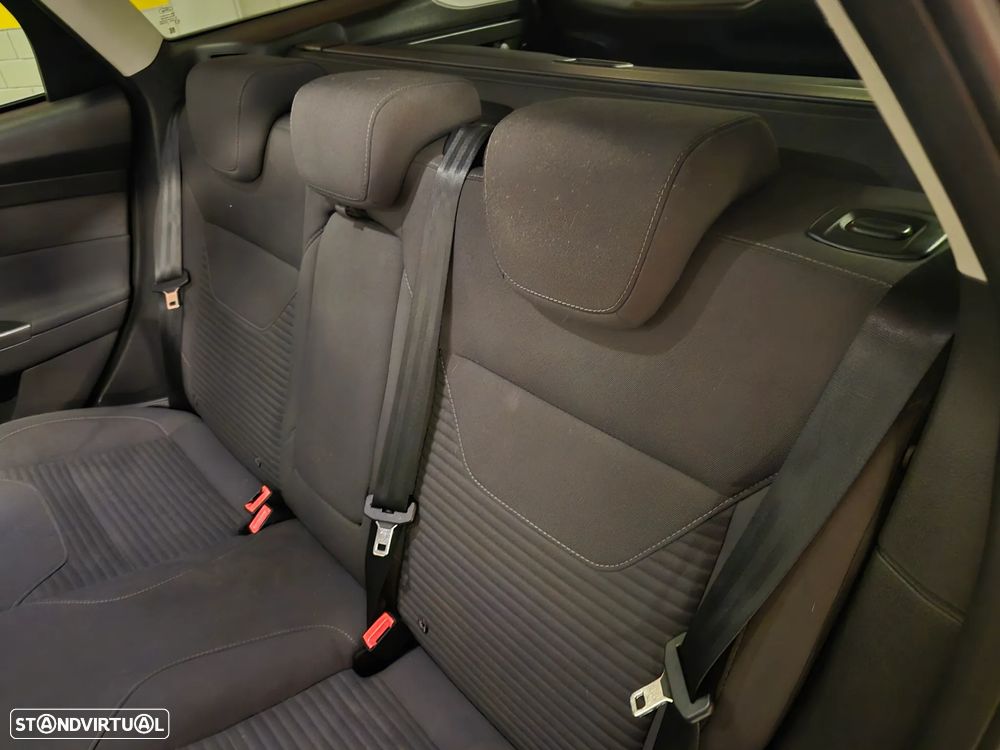 Ford Focus SW 1.5 TDCi Titanium - 25