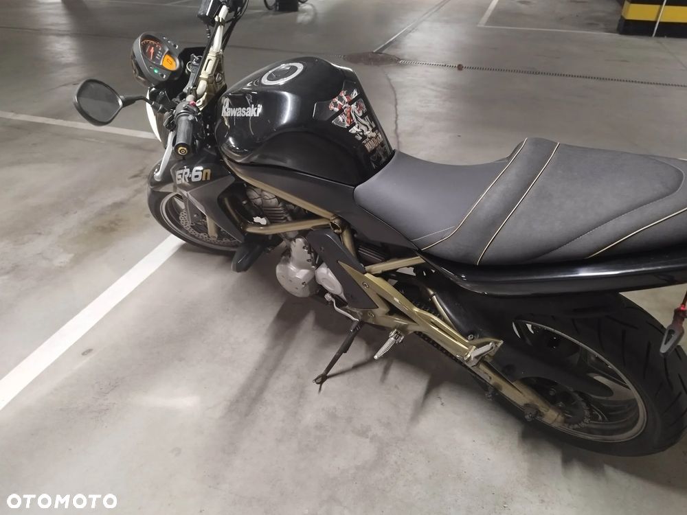 Kawasaki ER - 4