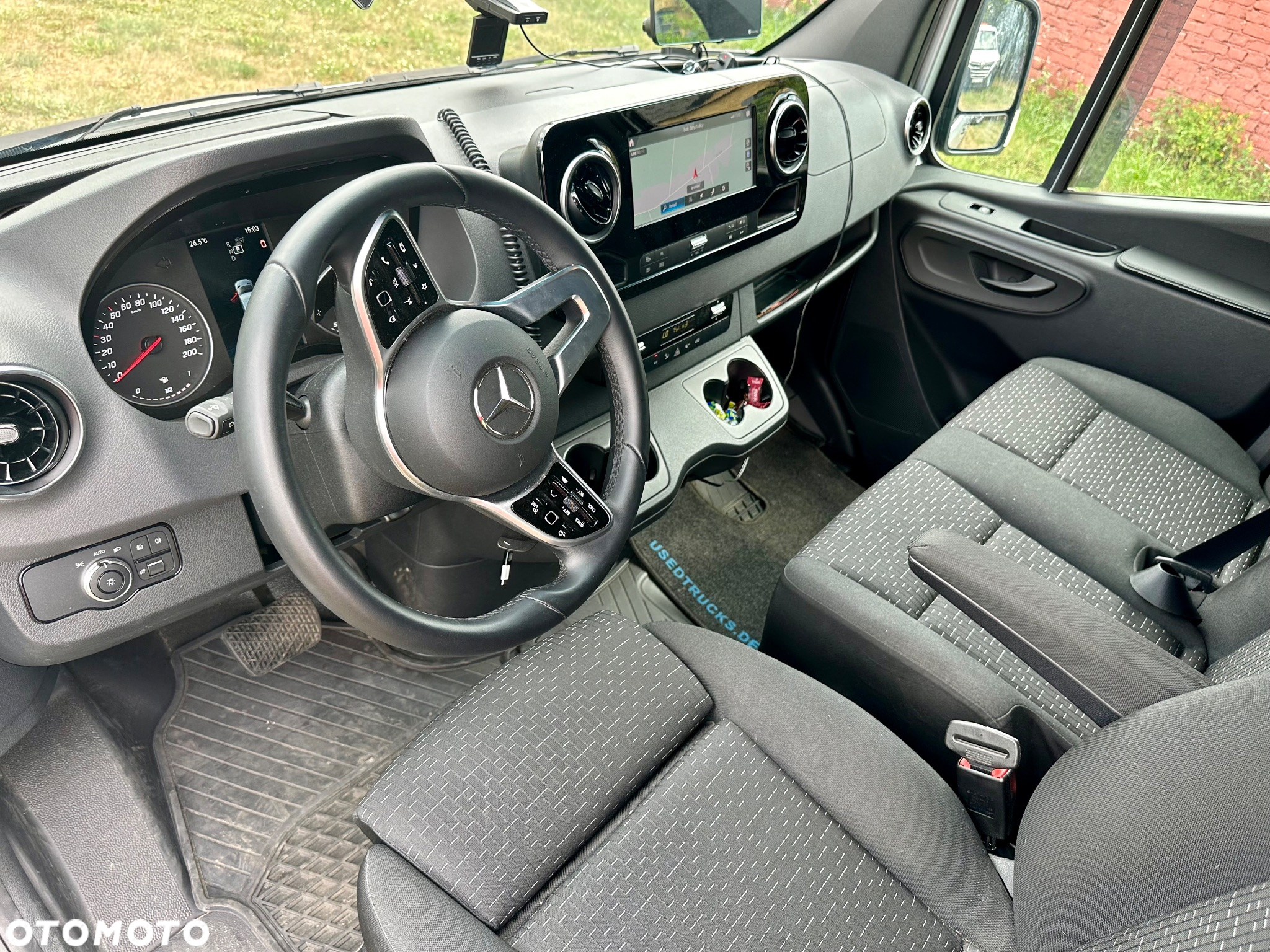 Mercedes-Benz Sprinter 319CDI 3.0 v6 AUTOMAT - 11